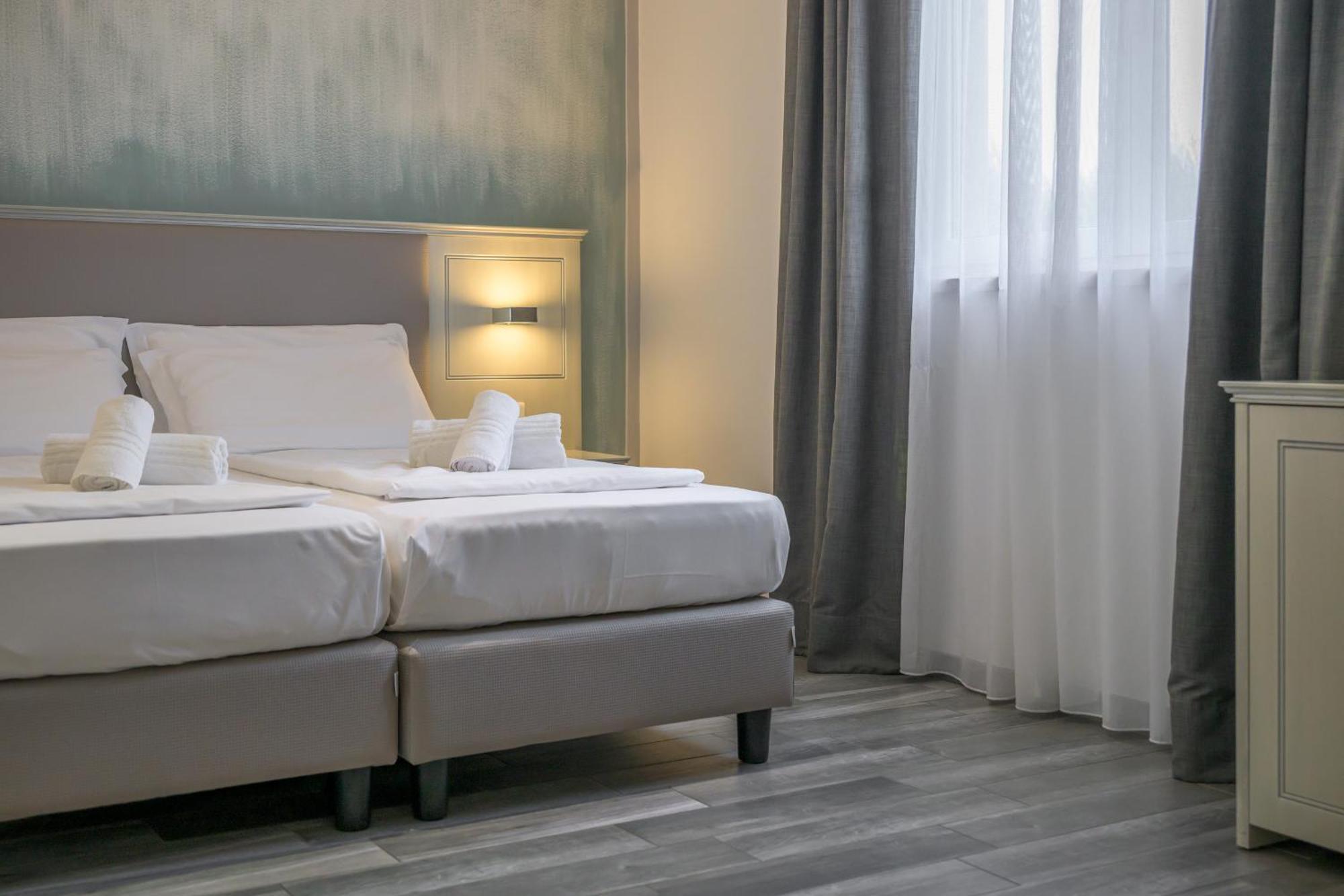 Hotel Paradiso